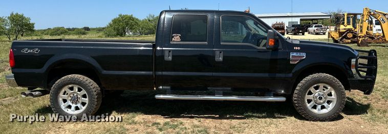 image for item DH8580 2008 Ford F350 Super Duty  Crew Cab pickup truck