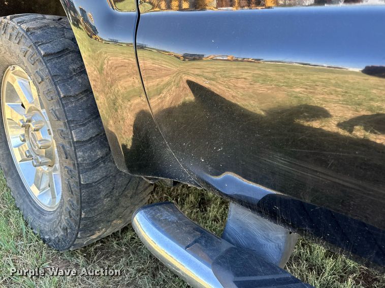 image for item DH8580 2008 Ford F350 Super Duty  Crew Cab pickup truck