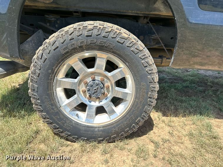 image for item DH8580 2008 Ford F350 Super Duty  Crew Cab pickup truck