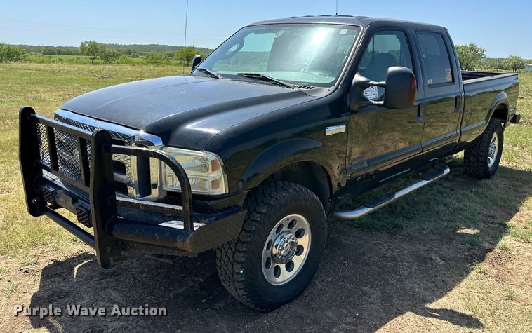 image for item DH8581 2005 Ford F350 Super Duty  Crew Cab pickup truck