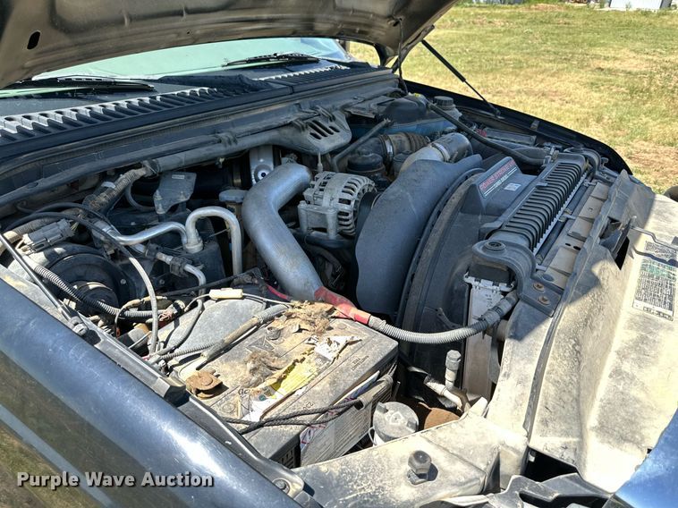 image for item DH8581 2005 Ford F350 Super Duty  Crew Cab pickup truck