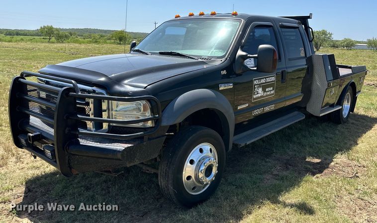 image for item DH8582 2005 Ford F550  Crew Cab flatbed truck