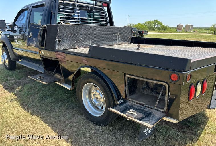image for item DH8582 2005 Ford F550  Crew Cab flatbed truck