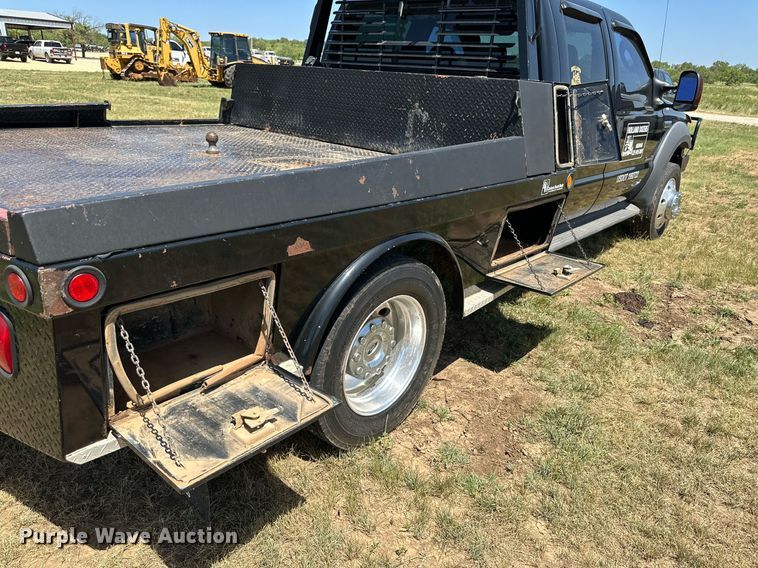 image for item DH8582 2005 Ford F550  Crew Cab flatbed truck