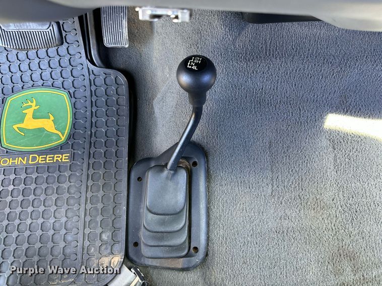 image for item DH8582 2005 Ford F550  Crew Cab flatbed truck