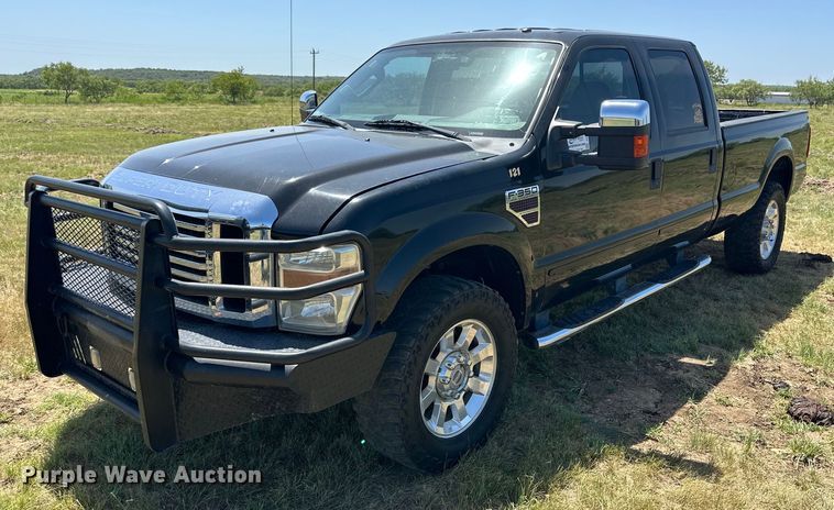 image for item DH8583 2008 Ford F350 Super Duty  Crew Cab pickup truck