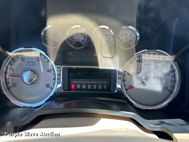 image for item DH8583 2008 Ford F350 Super Duty  Crew Cab pickup truck