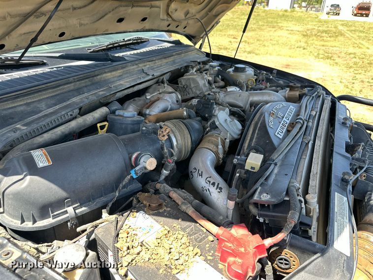 image for item DH8583 2008 Ford F350 Super Duty  Crew Cab pickup truck