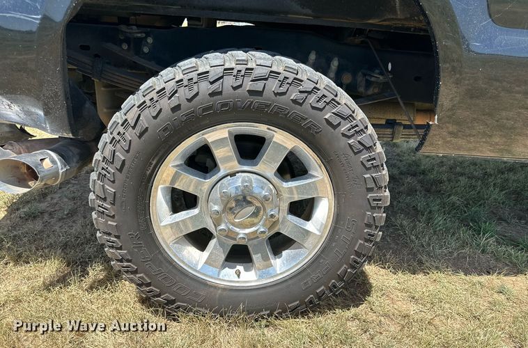 image for item DH8583 2008 Ford F350 Super Duty  Crew Cab pickup truck