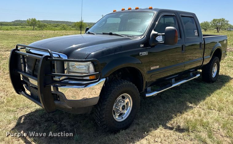 image for item DH8585 2003 Ford F250 Super Duty  Crew Cab pickup truck