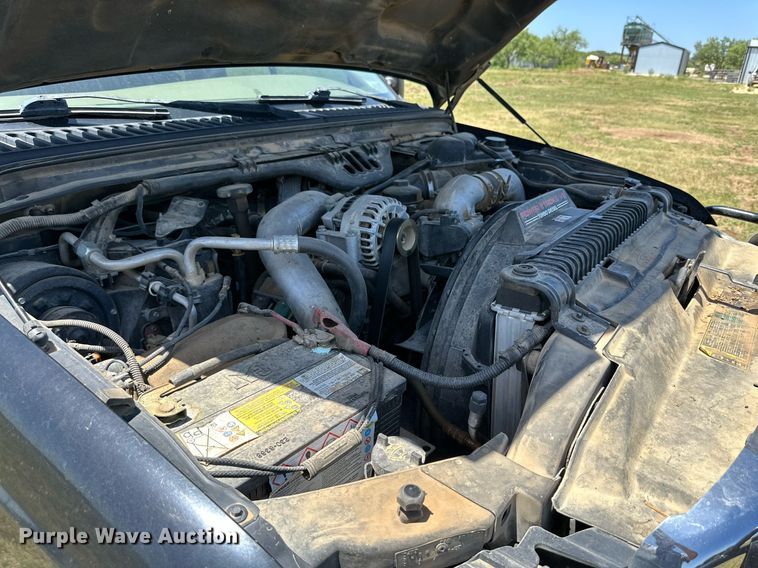 image for item DH8585 2003 Ford F250 Super Duty  Crew Cab pickup truck