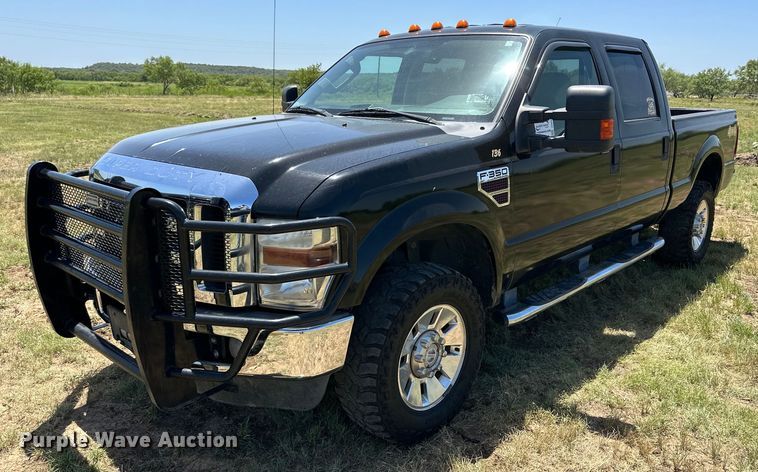 image for item DH8586 2008 Ford  F350 Super Duty  Crew Cab pickup truck