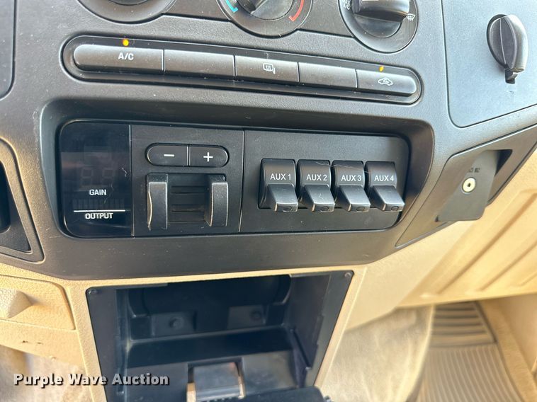 image for item DH8586 2008 Ford  F350 Super Duty  Crew Cab pickup truck