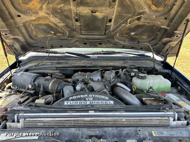 image for item DH8586 2008 Ford  F350 Super Duty  Crew Cab pickup truck