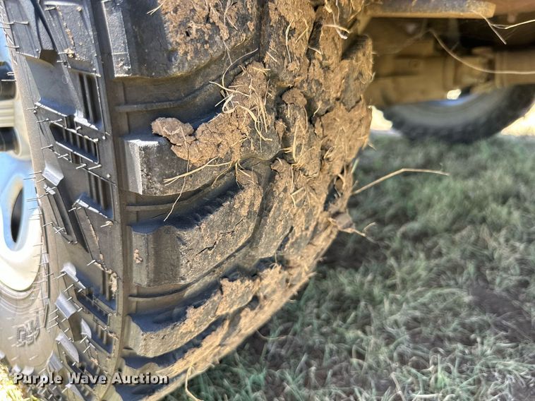 image for item DH8589 2005 Chevrolet Silverado 1500  pickup truck