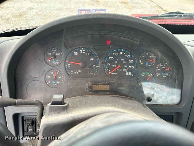 image for item DI7880 2007 International 4300  truck cab and chassis