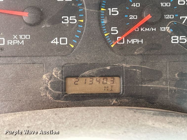 image for item DI7880 2007 International 4300  truck cab and chassis