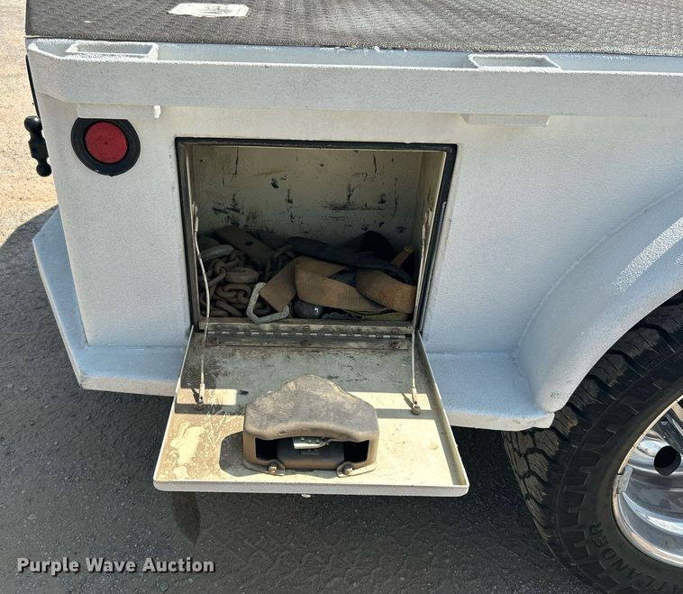 image for item DI7905 2012 Dodge Ram 5500HD  Crew Cab flatbed pickup truck