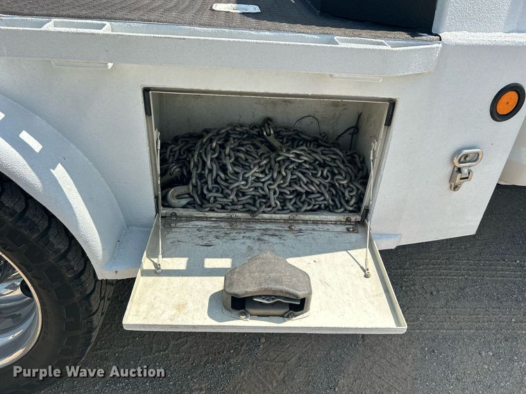 image for item DI7905 2012 Dodge Ram 5500HD  Crew Cab flatbed pickup truck