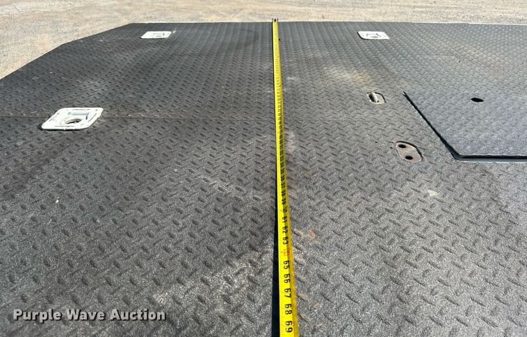 image for item DI7905 2012 Dodge Ram 5500HD  Crew Cab flatbed pickup truck