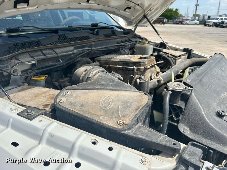 image for item DI7905 2012 Dodge Ram 5500HD  Crew Cab flatbed pickup truck