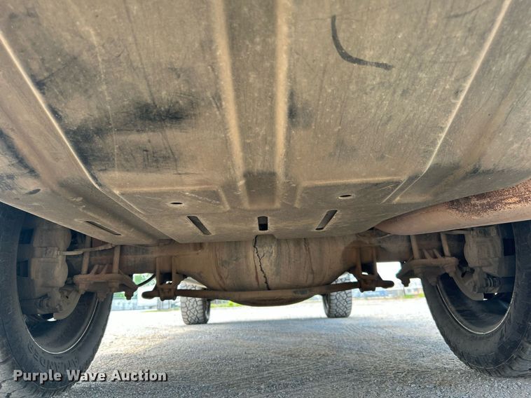 image for item DI7905 2012 Dodge Ram 5500HD  Crew Cab flatbed pickup truck