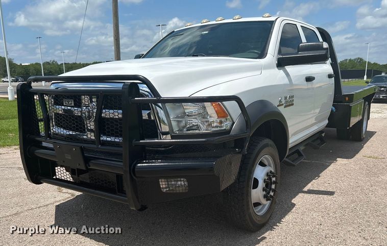 image for item DI7907 2017 Dodge Ram 4500HD  Crew Cab flatbed truck