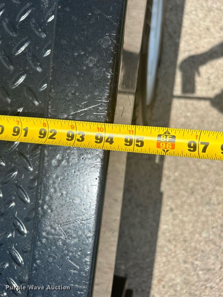 image for item DI7907 2017 Dodge Ram 4500HD  Crew Cab flatbed truck