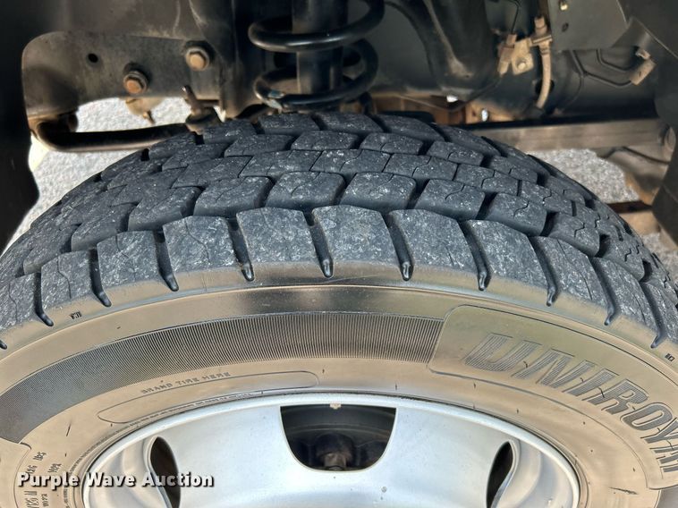 image for item DI7907 2017 Dodge Ram 4500HD  Crew Cab flatbed truck