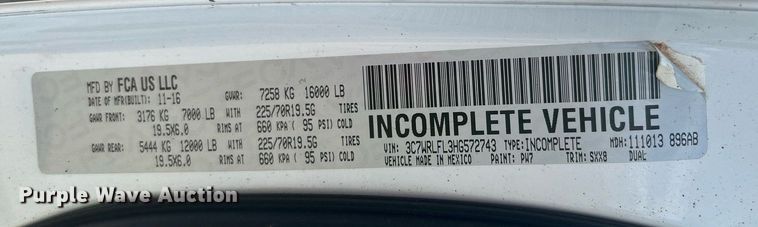 image for item DI7907 2017 Dodge Ram 4500HD  Crew Cab flatbed truck