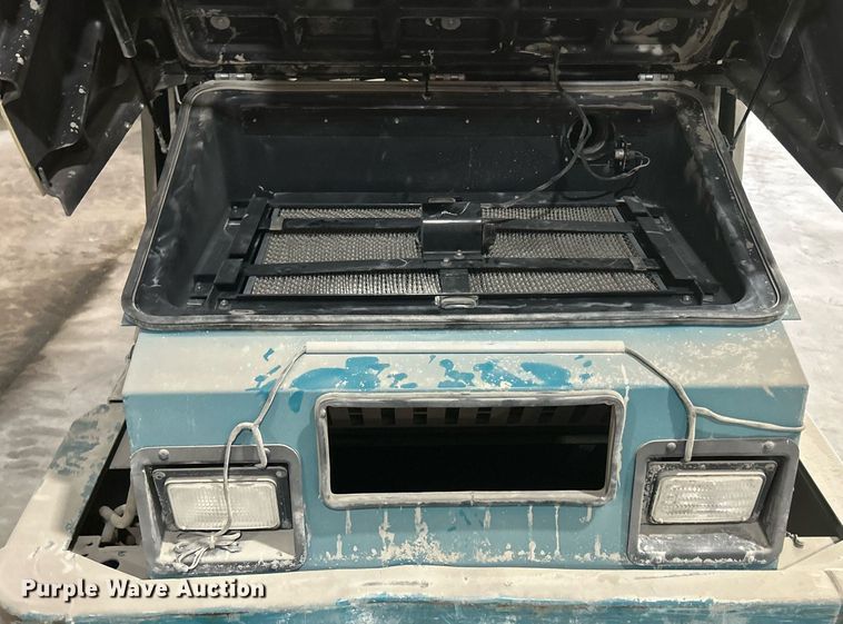 image for item DI7920 Tennant 355  sweeper