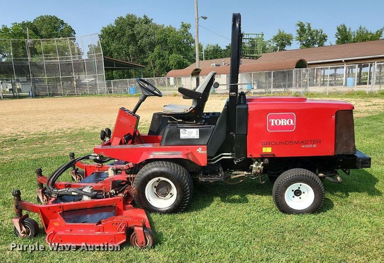 image for item DK1083 Toro Groundsmaster 4100D  lawn mower