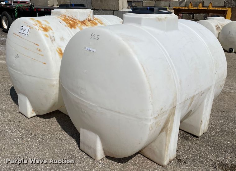 image for item DL3898 (2) 525 gallon poly tanks