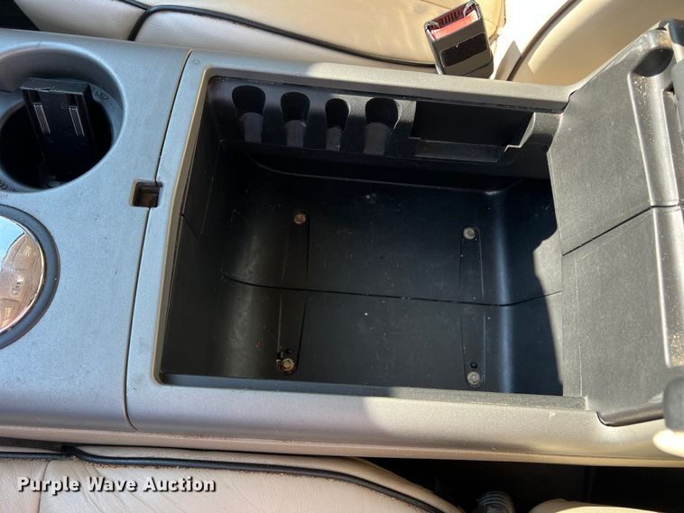 image for item DN3090 2006 Lincoln Mark LT  Crew Cab pickup truck