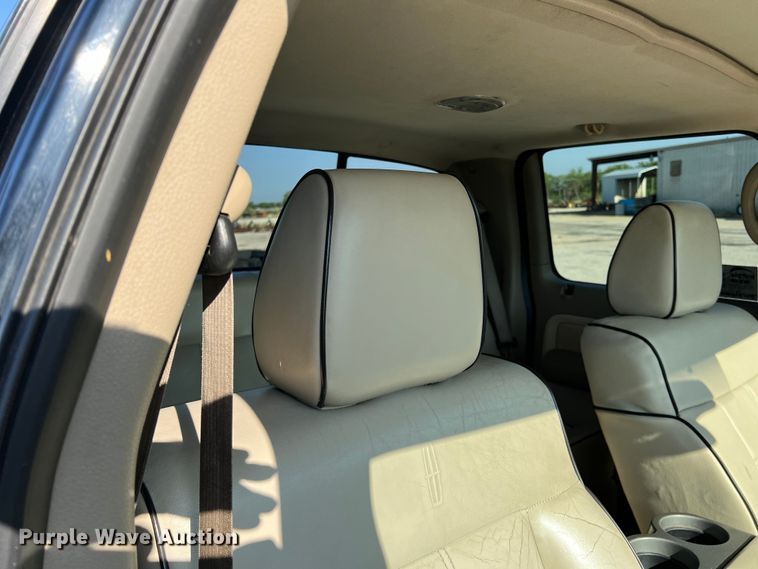 image for item DN3090 2006 Lincoln Mark LT  Crew Cab pickup truck