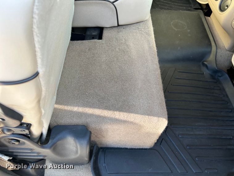 image for item DN3090 2006 Lincoln Mark LT  Crew Cab pickup truck