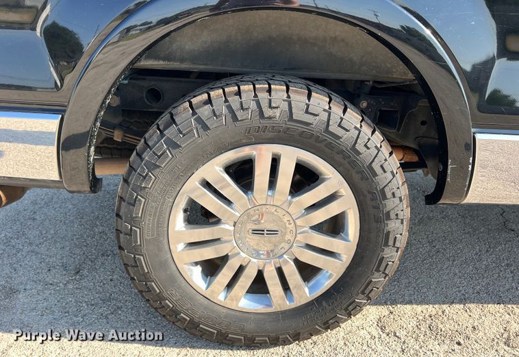 image for item DN3090 2006 Lincoln Mark LT  Crew Cab pickup truck