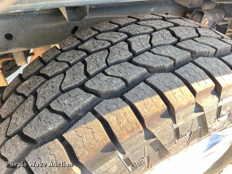 image for item DN3090 2006 Lincoln Mark LT  Crew Cab pickup truck