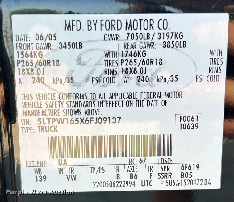 image for item DN3090 2006 Lincoln Mark LT  Crew Cab pickup truck