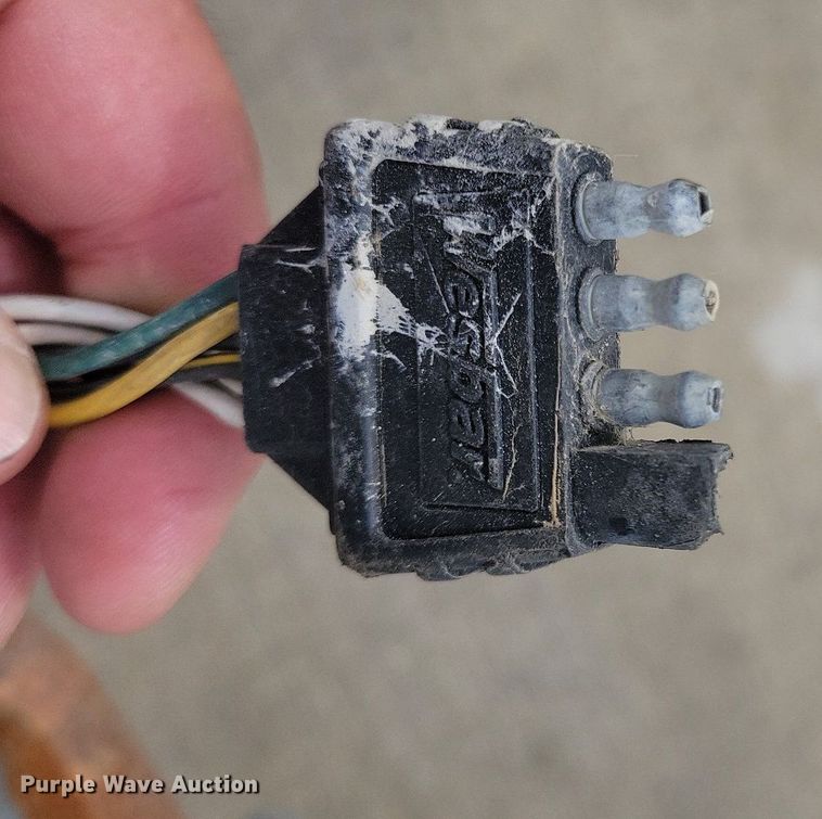 image for item DN4027 2003 Sylvan 190  boat