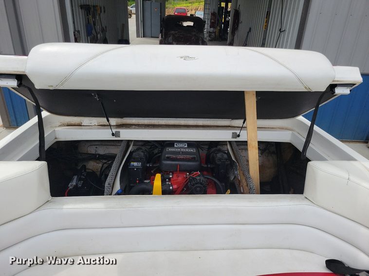 image for item DN4027 2003 Sylvan 190  boat