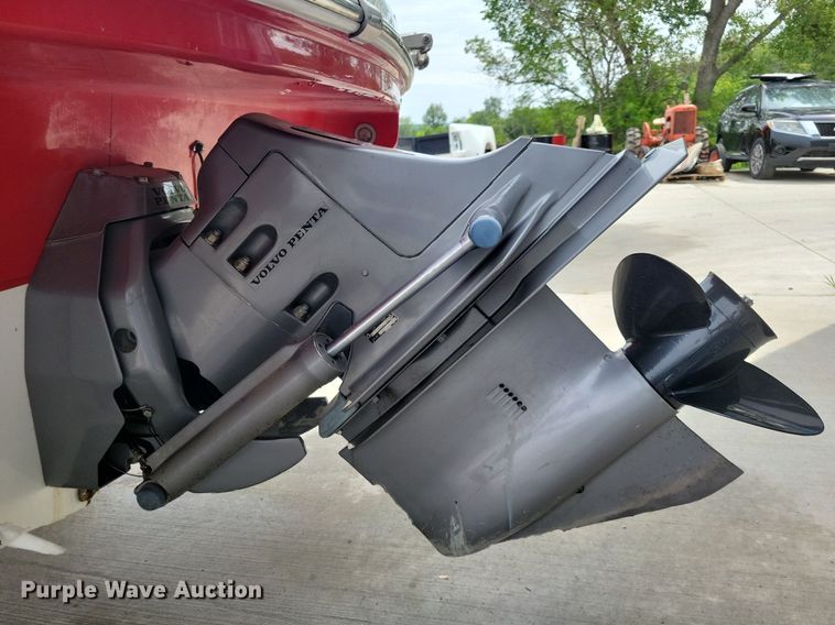 image for item DN4027 2003 Sylvan 190  boat