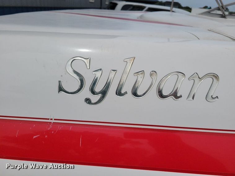 image for item DN4027 2003 Sylvan 190  boat