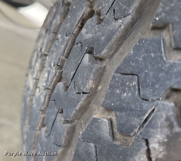 image for item DN4027 2003 Sylvan 190  boat