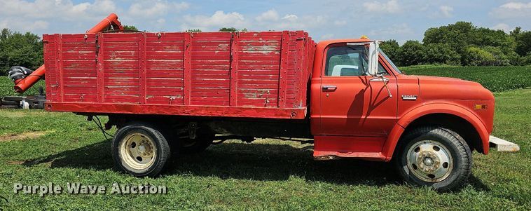 image for item DN8530 1969 GMC C50  grain truck