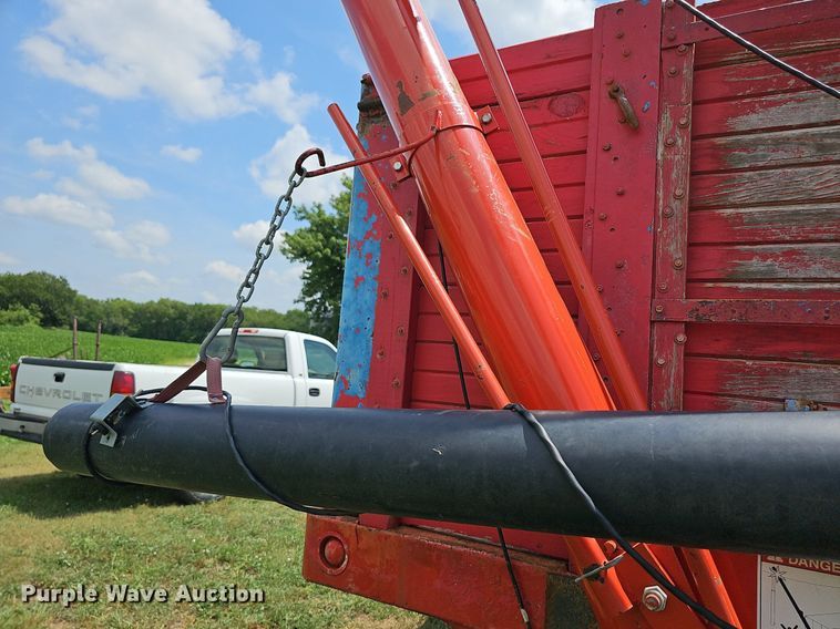 image for item DN8530 1969 GMC C50  grain truck