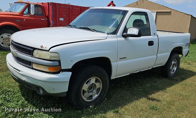 image for item DN8531 2000 Chevrolet Silverado 1500  pickup truck