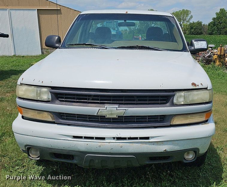 image for item DN8531 2000 Chevrolet Silverado 1500  pickup truck