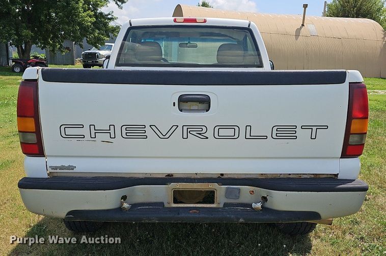 image for item DN8531 2000 Chevrolet Silverado 1500  pickup truck