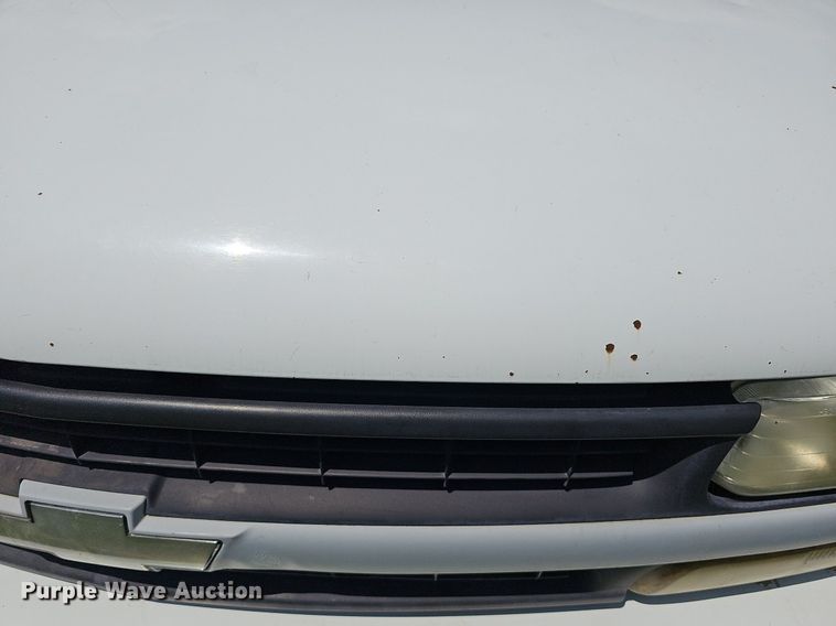 image for item DN8531 2000 Chevrolet Silverado 1500  pickup truck